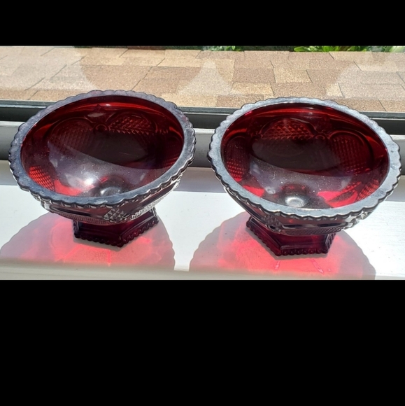 Avon Cape Cod Ruby Red Footed Candy Dish / Bowl Set Of 2 Vintage - Picture 2 of 3